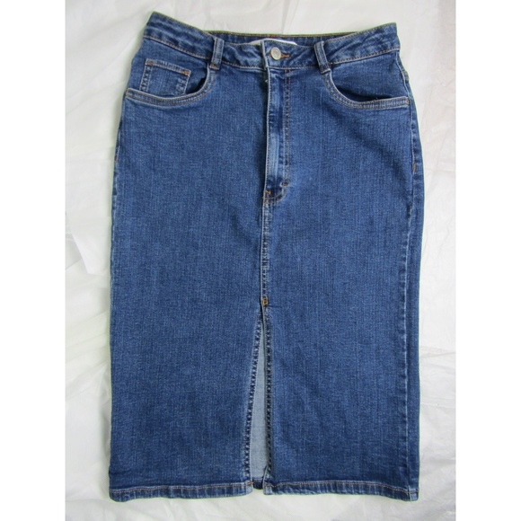 📍SOLD📍Zara | Front Split Denim Pencil Skirt - Picture 2 of 5